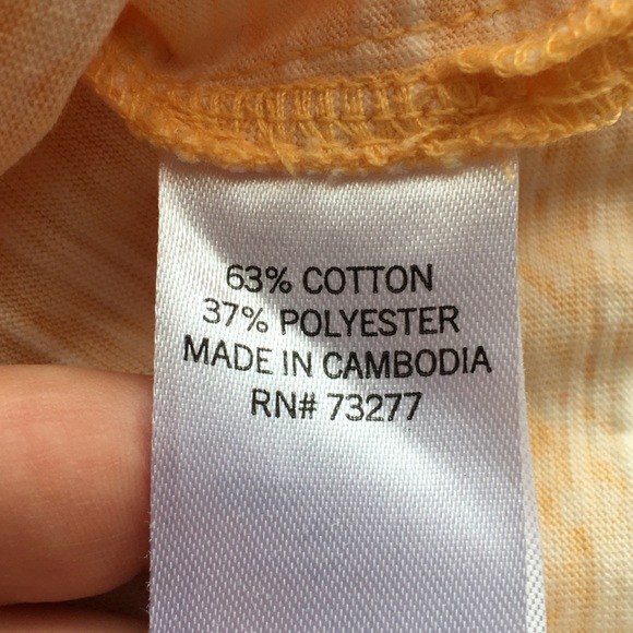 Mudd Yellow & White Aztec Print V-neck Roadtrip T-shirt, Juniors XS - Picture 9 of 12